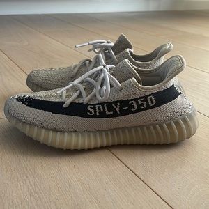 Adidas Yeezy Boost 350 V2, size 6.5 - slate